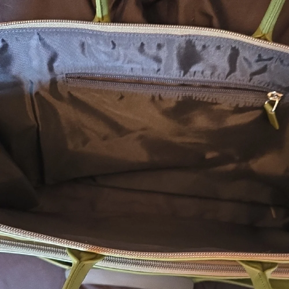 Levenger Olive Leather Laptop Briefcase in Green